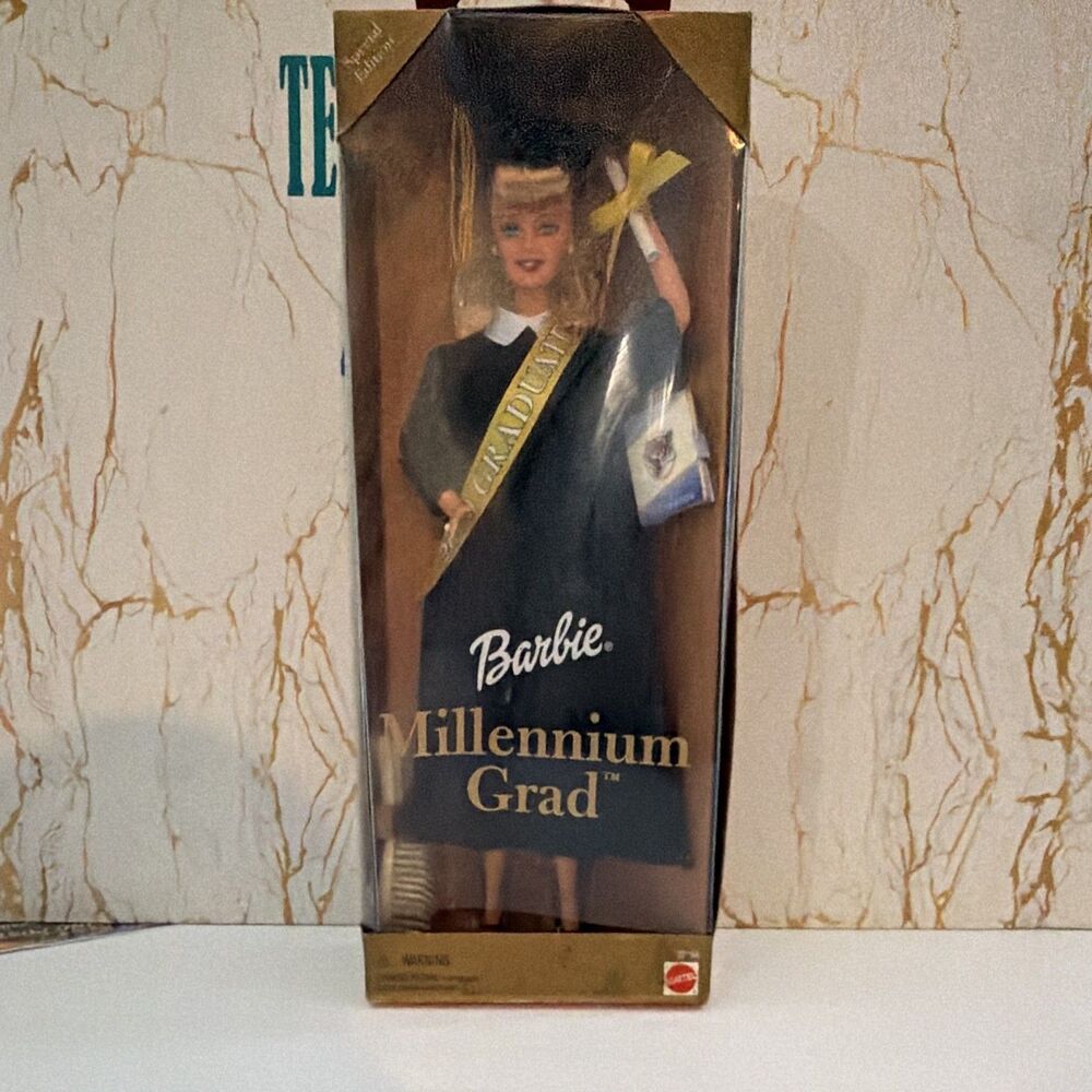 Mattel Barbie Millennium Grad Class of 2000 Graduation Doll 11in MPN 25708 NIB